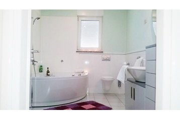 Hrvaška Privát Ičići, Eksterier